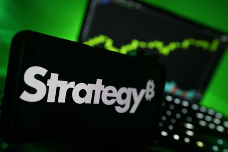 Strategy (MSTR) Stock: STRC Dividend Jumps to 11.25% While Operating ...