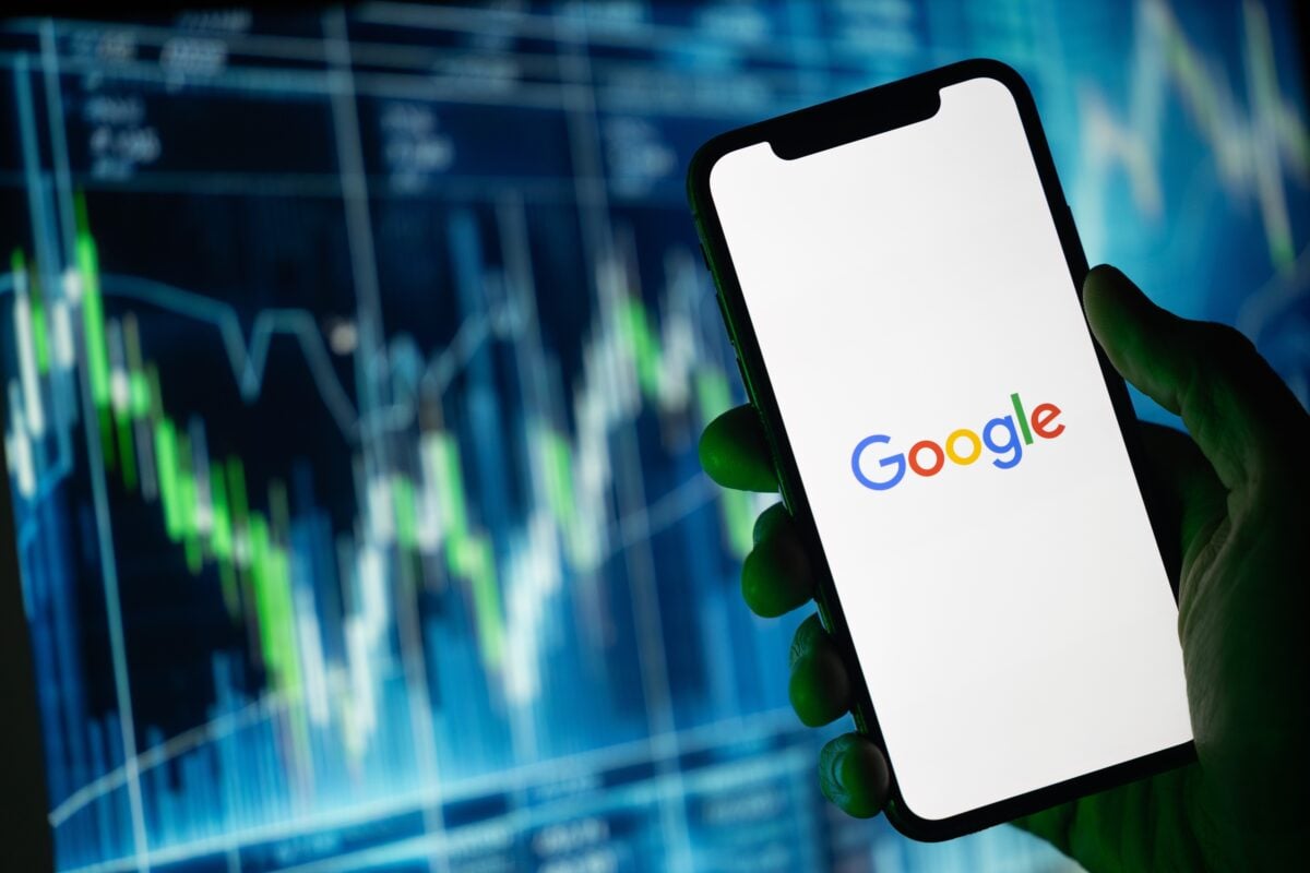 Alphabet (GOOG) Stock: Sees Friday Spike After Warren Buffett’s Firm Increases Holdings