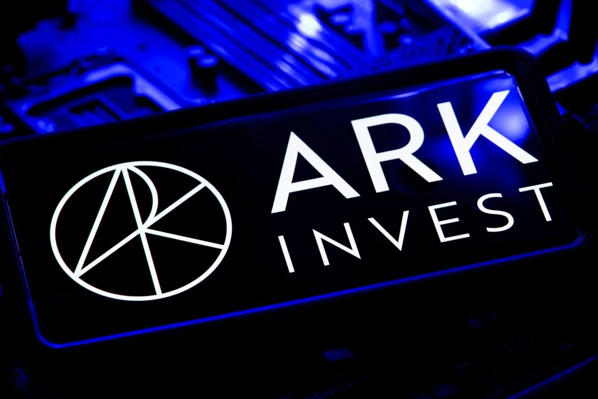 ARK Invest’s Latest Moves: Major CoreWeave and Kratos Purchases Amid Portfolio Reshuffling