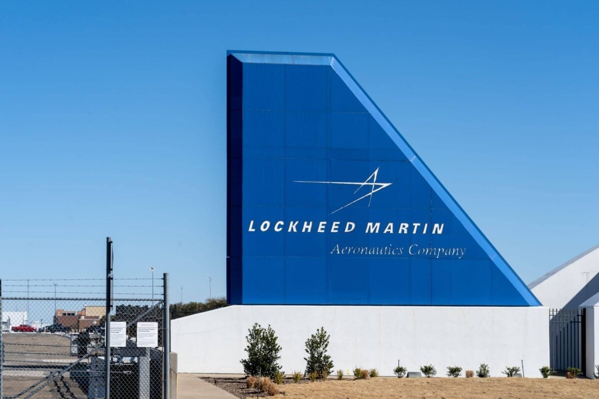 Lockheed Martin Shares Jump Nearly 3% Following Military Contract Announcements