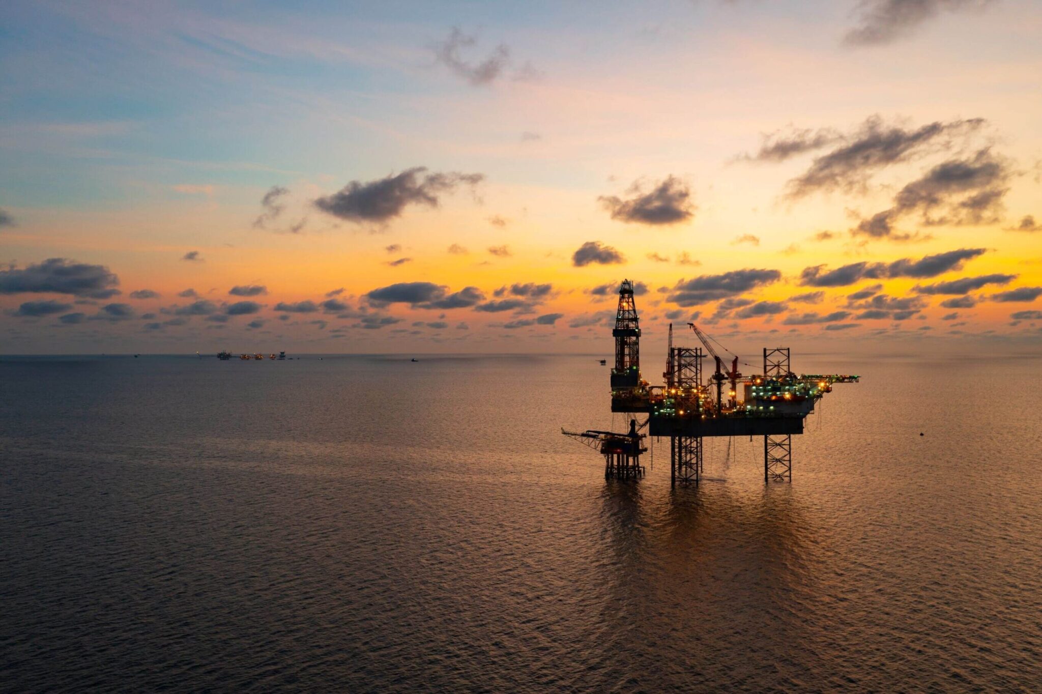 European Gas Prices Surge 40% as Qatar Halts LNG Production — Goldman ...