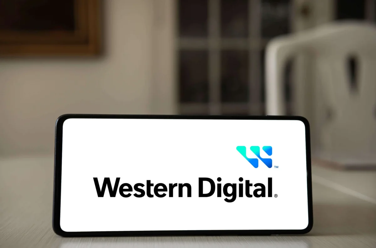 Western Digital (WDC) Stock Gains Analyst Support After AI-Driven Selloff