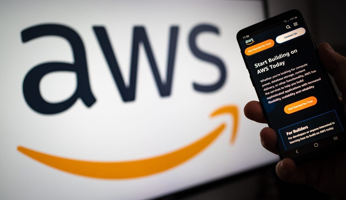 Amazon (AMZN) Stock Climbs as CEO Jassy Revises AWS Revenue Projection to $600B