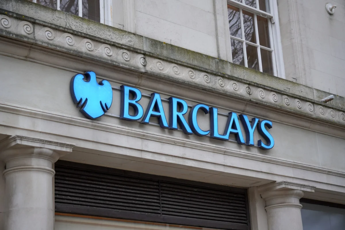 Barclays Boosts S&P 500 Forecast to 7,800 Amid Robust Earnings Projections