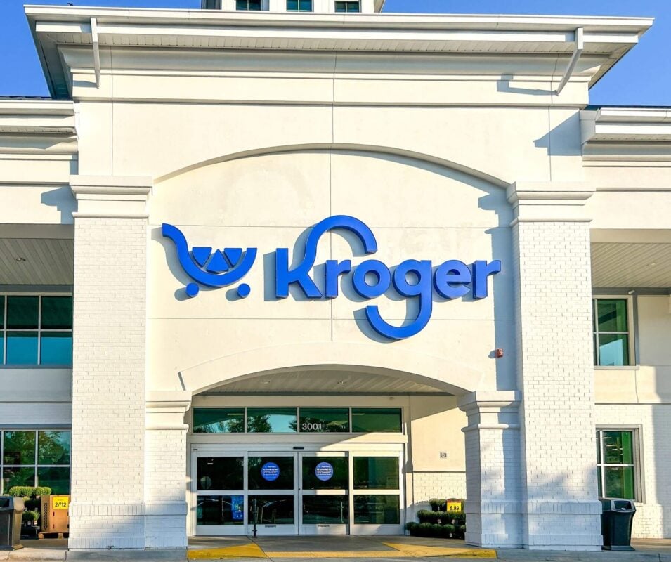 Kroger (KR) Stock Plunges 7% Despite Revenue Beat on Penny EPS Miss