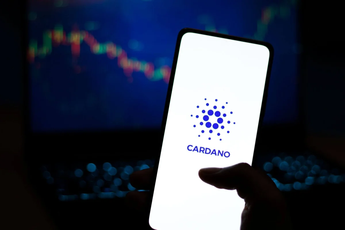 Cardano (ADA) Van Rossem Hard Fork Goes Live as Whales Load Up on Tokens