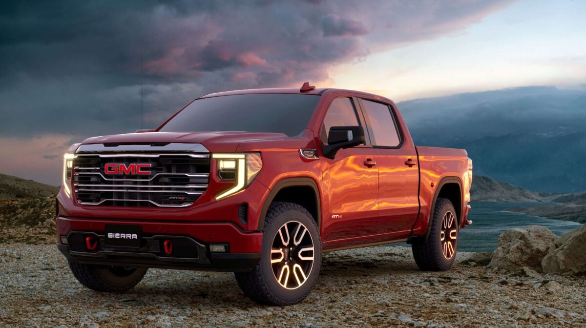 General Motors (GM) Stock Drops 3.3% Despite Strong Q2 Results and Upgraded Outlook
