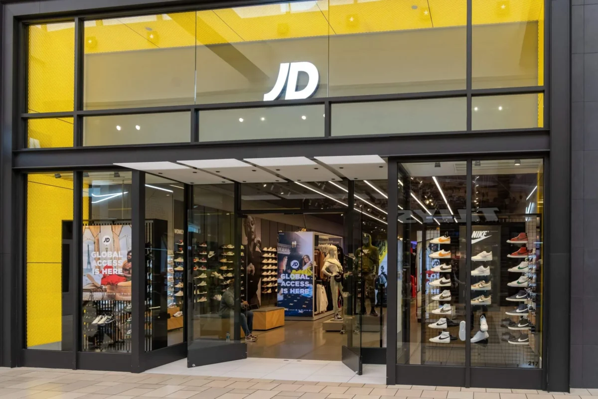 JD Sports (JDSPY) Shares Drop as Nike Reports Ongoing Sales Challenges