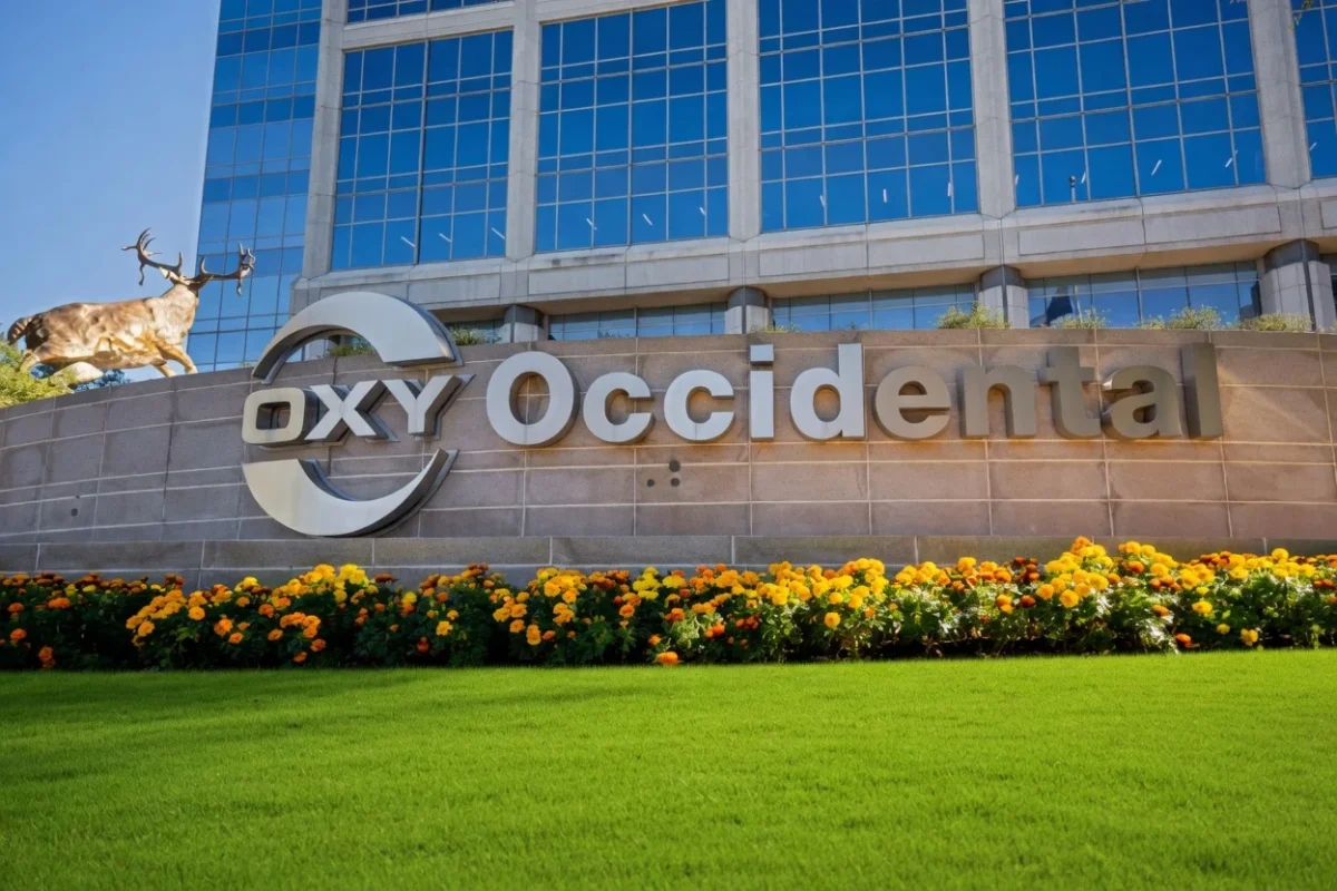 Occidental Petroleum (OXY) Surges as Analyst Upgrade Meets Oil Price Rally