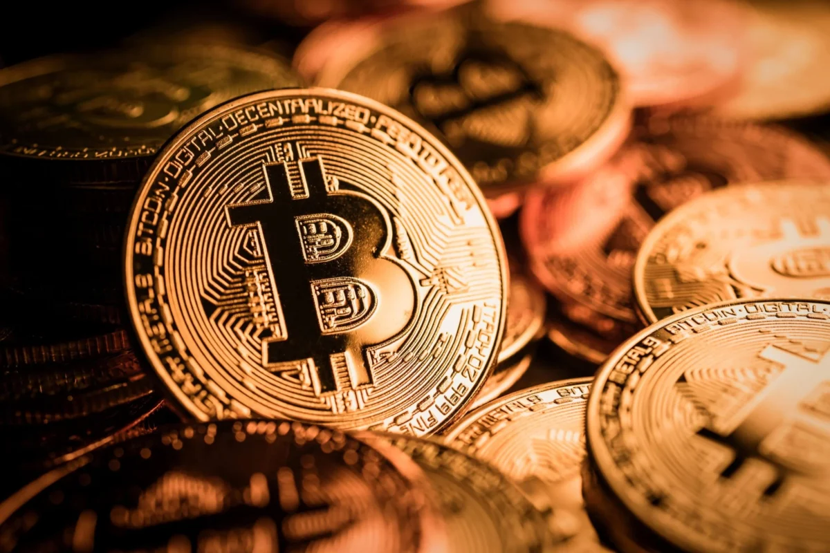 Bitcoin (BTC) Price Eyes Critical $83K Level After PCE Inflation Data Triggers Dip
