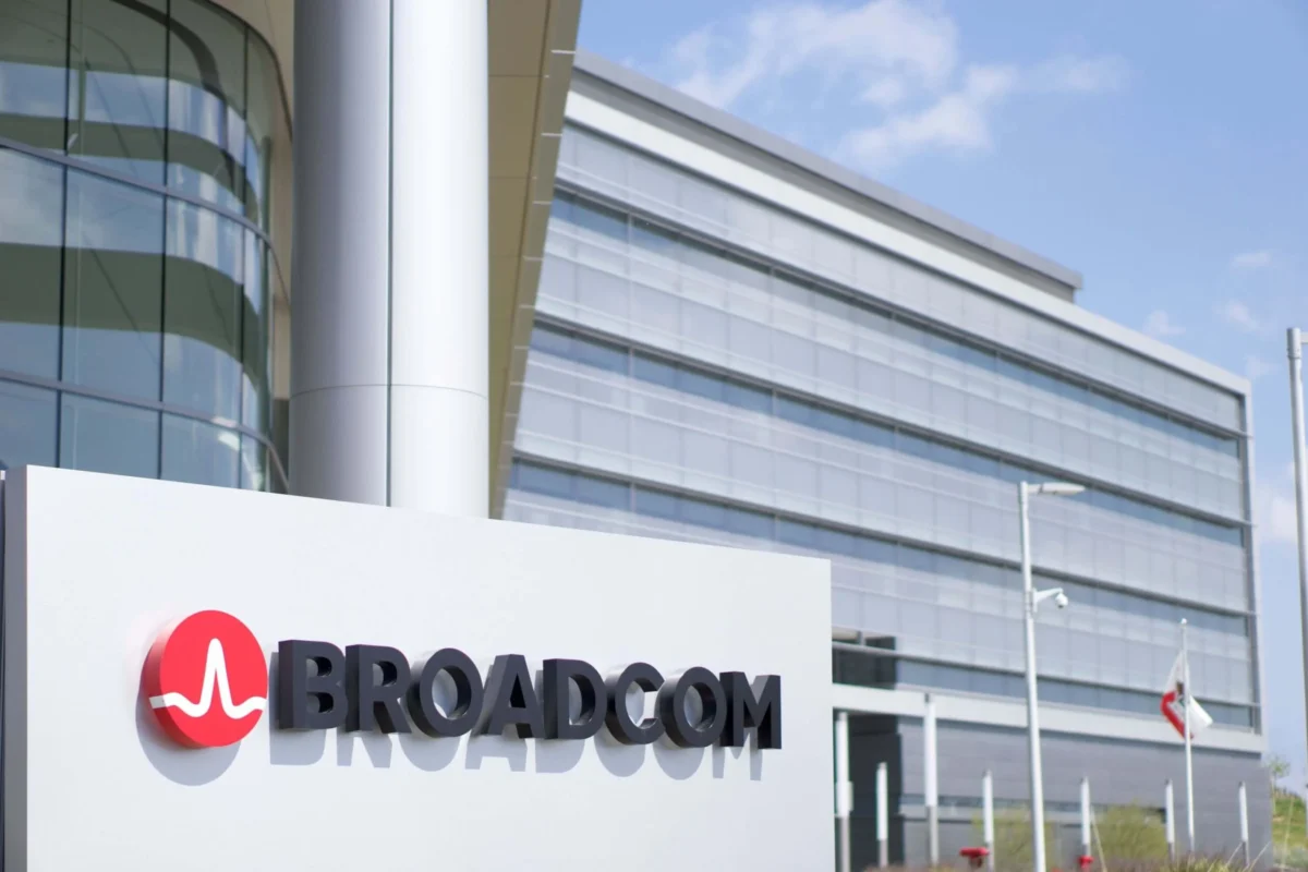 Broadcom (AVGO) Remains Analysts’ Favorite Semiconductor Stock Despite Marvell Competition