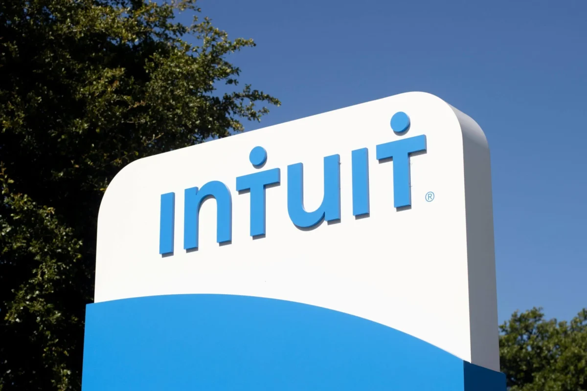 Intuit (INTU) Stock Plunges 11% on Weak FY27 Outlook and TurboTax Slowdown