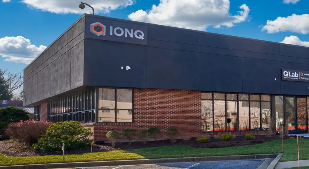 IonQ (IONQ) Stock Slides 8% Following Skyloom Defense Satellite Terminal Deployment