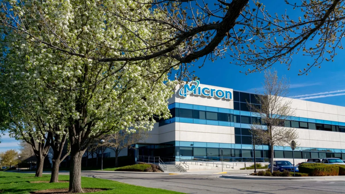 Micron (MU) Stock Pullback: Can It Still Double as Cramer Predicts?