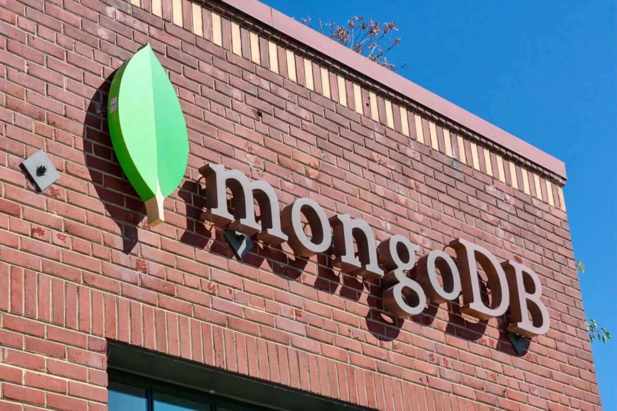 MongoDB (MDB) Stock Surges Past $447 Mark as Wall Street Upgrades Pour In