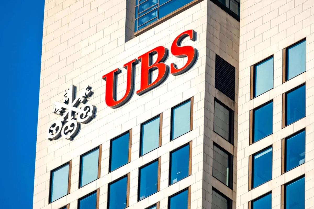 UBS Elevates S&P 500 Forecast to 8,100 on Stronger Earnings, AI Momentum Through 2027