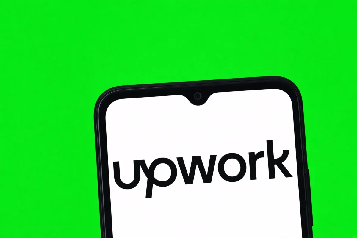 Upwork (UPWK) Stock Plunges Over 20% Following Disappointing Revenue Outlook