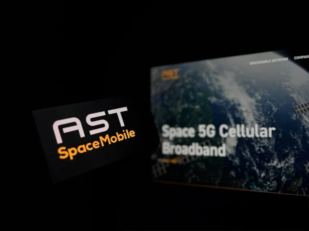 Should You Buy AST SpaceMobile (ASTS) Stock Before Today’s Earnings Report?