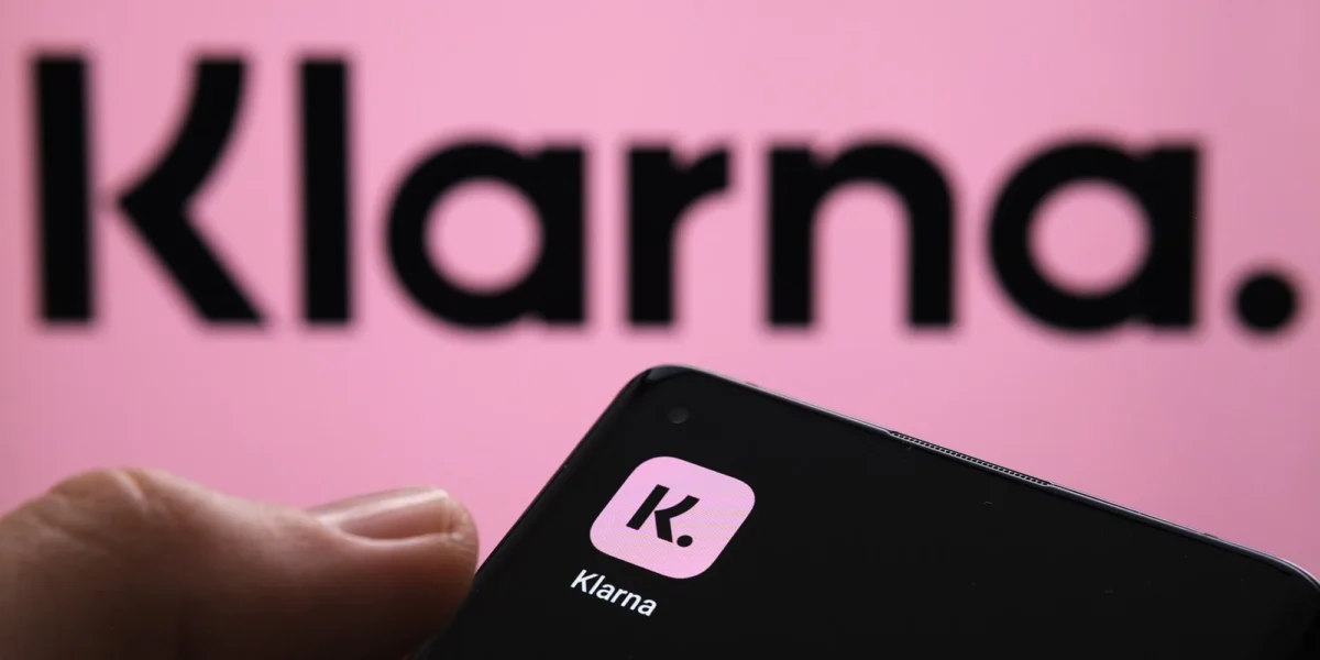 Klarna (KLAR) Stock Plunges 22% as JPMorgan Downgrades Following Revenue Forecast Cut