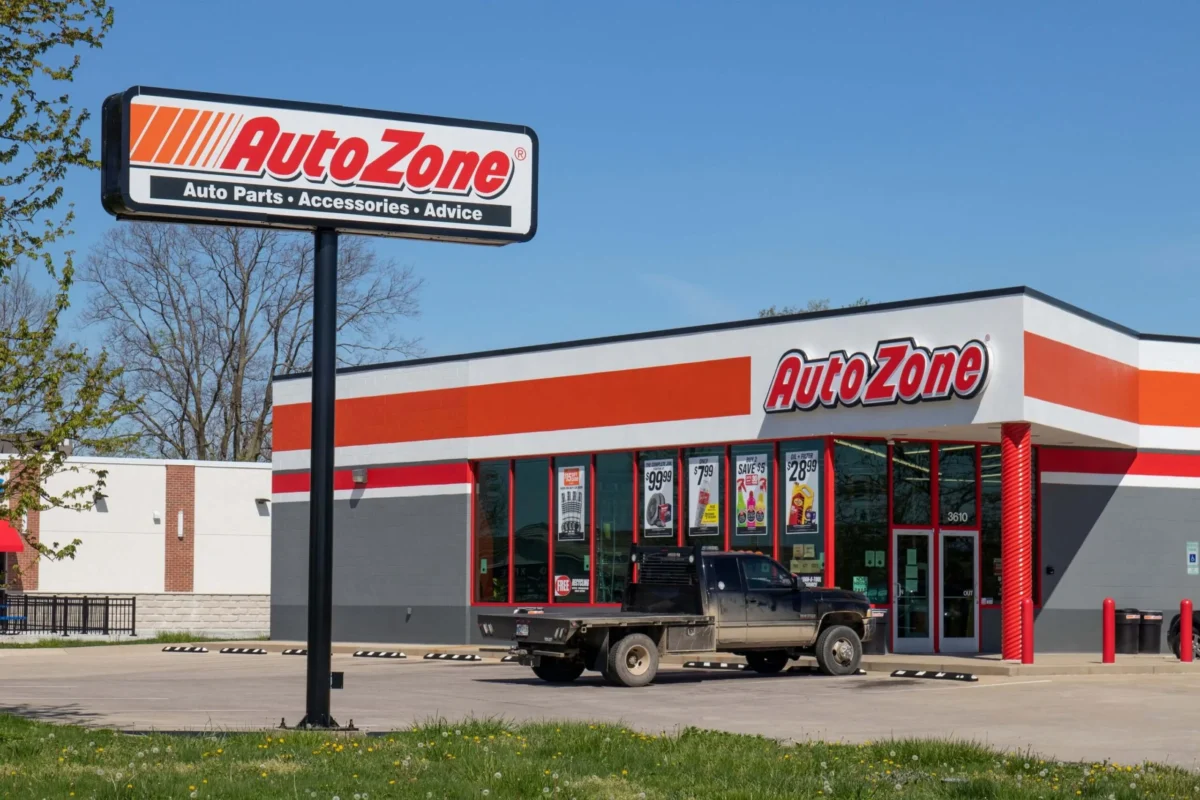 AutoZone (AZO) Stock Climbs 2% on Strong Q4 Earnings Despite Revenue Shortfall