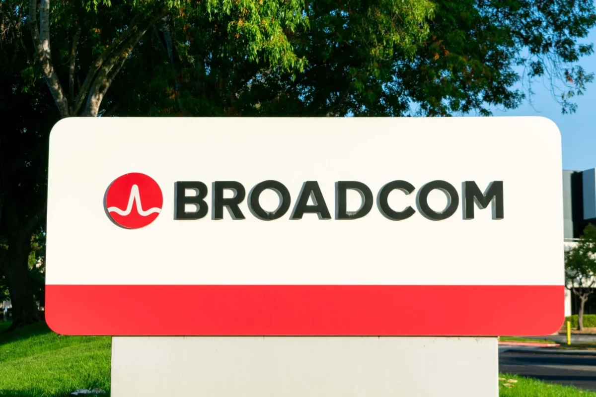 Broadcom (AVGO) Stock: Wall Street Eyes Strong Earnings Beat as AI Revenue Surges