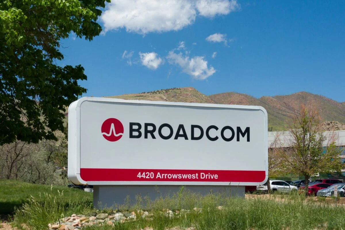Broadcom (AVGO) CEO Dismisses AI Slowdown Fears After 5% Stock Decline