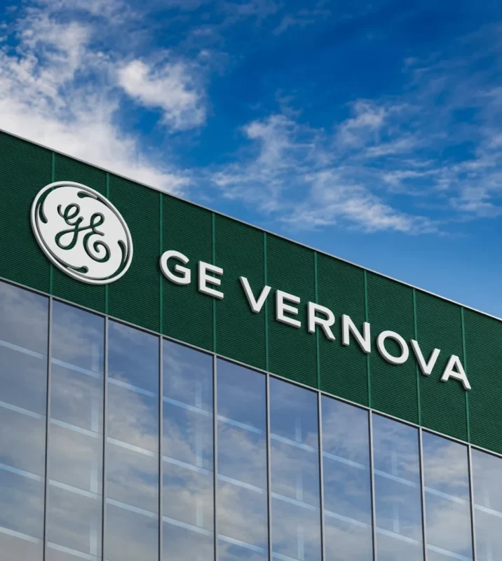 GE Vernova (GEV) Stock Plummets 8.6% on AI Slowdown Calls and Bearish Analyst Report