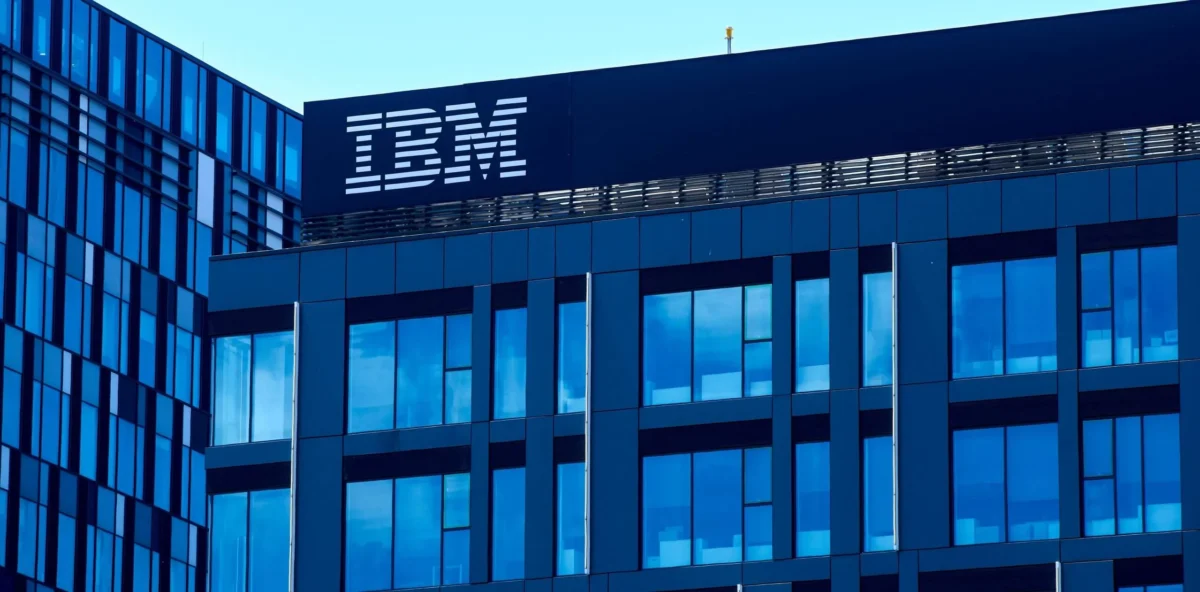 IBM (IBM) Stock: Tech Giant Secures $1B Federal Funding for Quantum Chip Foundry