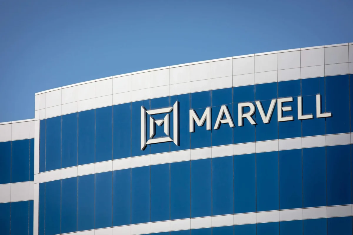 Marvell Technology (MRVL) Stock Dips as Executive Offloads $2 Million in Shares