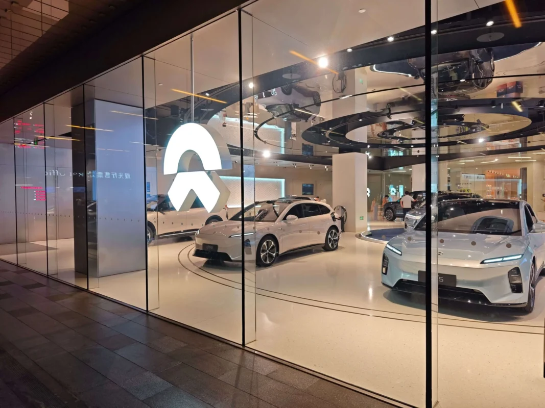 NIO (NIO) Stock Tumbles as Wall Street Analysts Slash Ratings and Price Targets